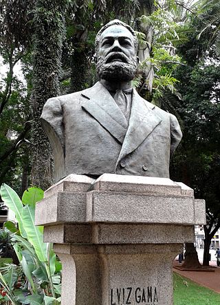 Busto do Luis Gama