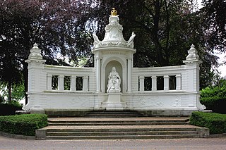 Kaiserin-Augusta-Denkmal