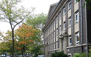 Europaschule Marie-Curie-Gymnasium (Standort Annostraße)