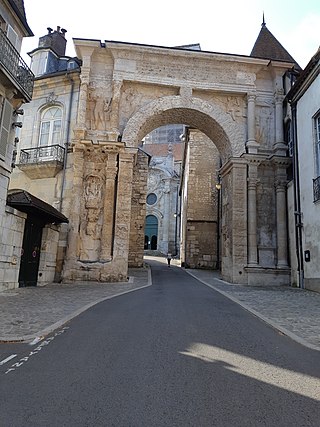 Porte noire (Arc de triomphe gallo-romain)