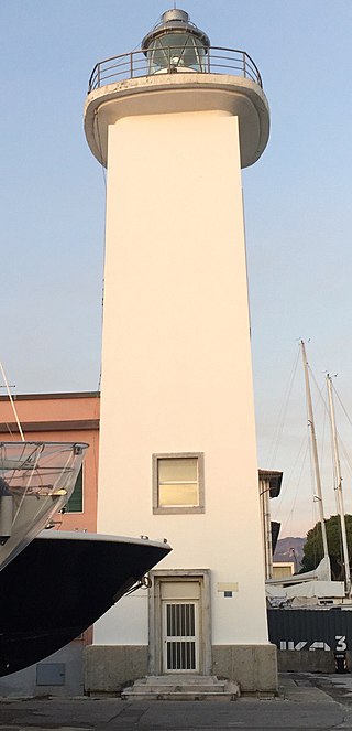 Faro di Marina di Carrara