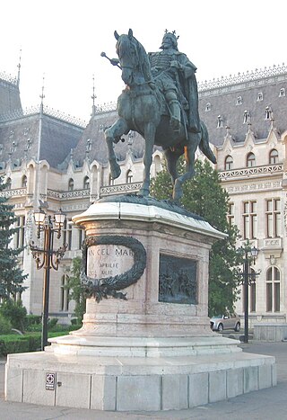 Statuia Ștefan cel Mare și Sfânt