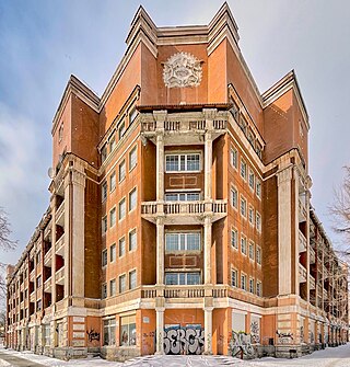 Здание бывшей гостиницы Мадрид