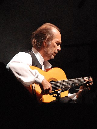 Estatua de Paco de Lucia