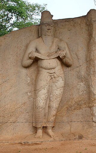 Maha Parakramabahu Statue