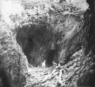 Udvar-kő-barlang (Dante pokla)