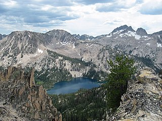 Snowyside Peak